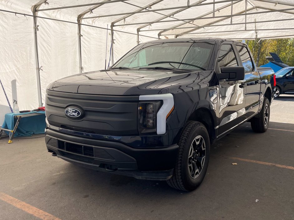2024 Ford F-150 Lightning in St-Jérôme, Quebec - w940px