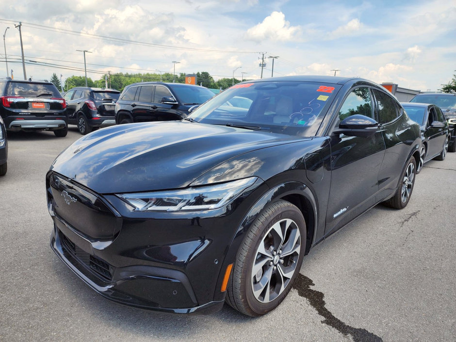 2022 Ford Mustang Mach-E in St-Jérôme, Quebec - w940px