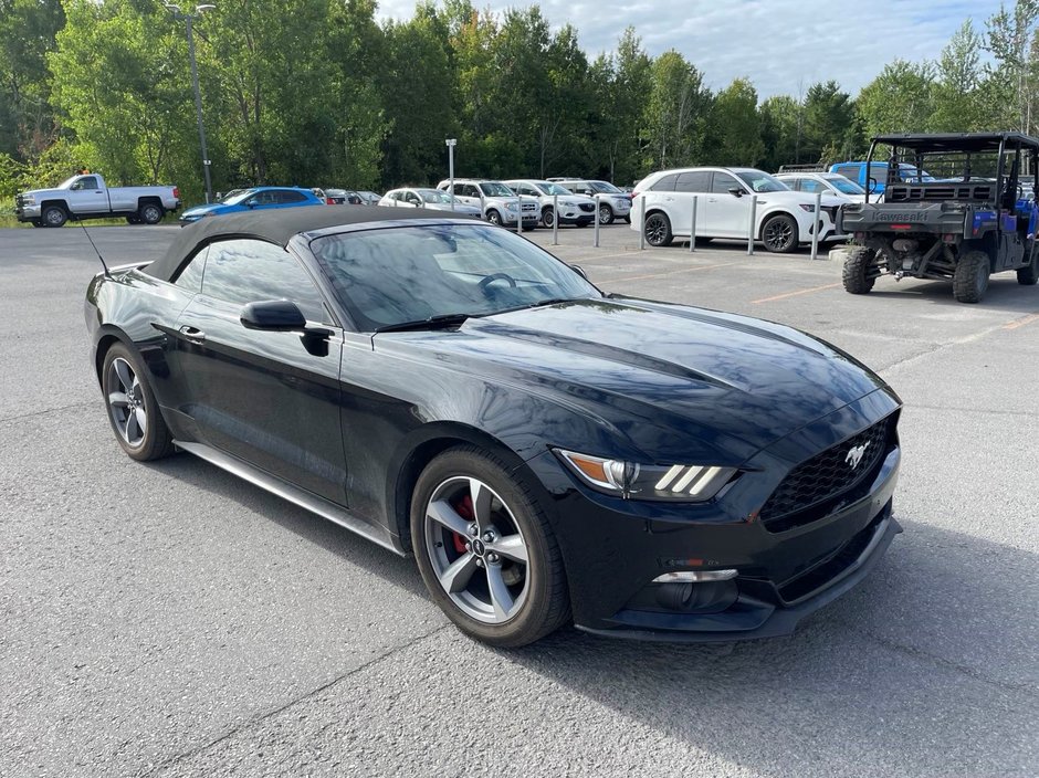 2017 Ford Mustang in St-Jérôme, Quebec - w940px