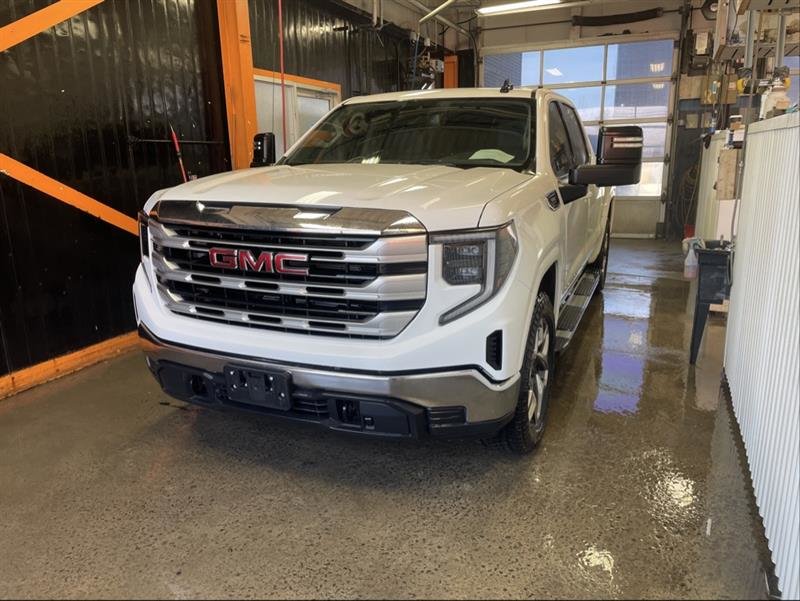 2024 GMC Sierra 1500 in St-Jérôme, Quebec - w940px