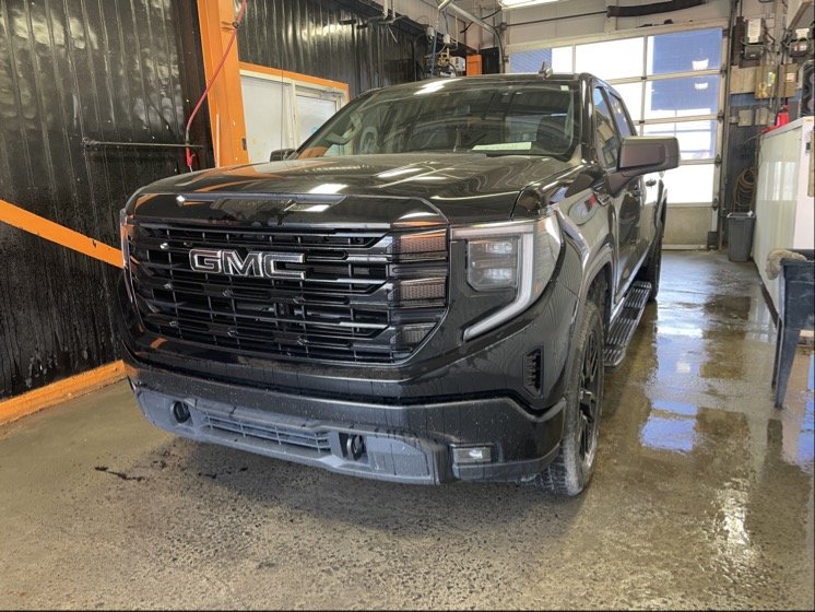 2024 GMC Sierra 1500 in St-Jérôme, Quebec - w940px