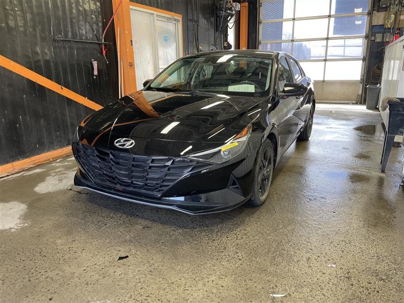 2022 Hyundai Elantra in St-Jérôme, Quebec - w940px