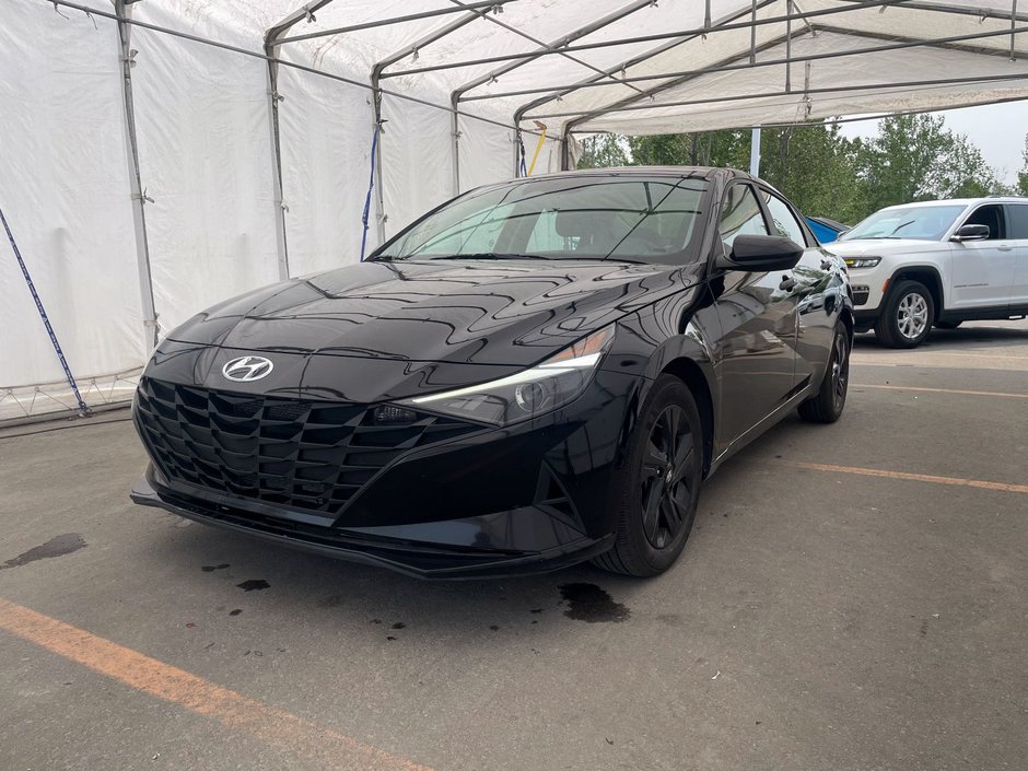 2023 Hyundai Elantra in St-Jérôme, Quebec - w940px