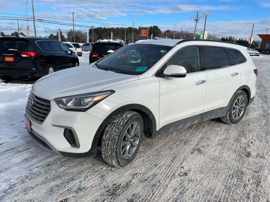 Hyundai Santa Fe XL  2017 à St-Jérôme, Québec - w940px