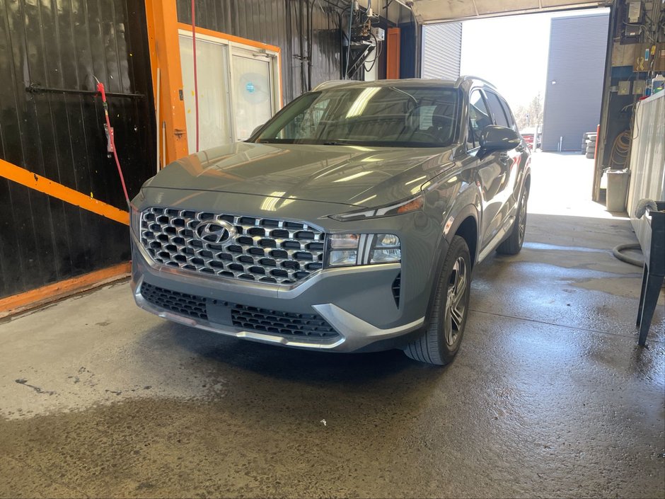 Hyundai Santa Fe  2022 à St-Jérôme, Québec - w940px