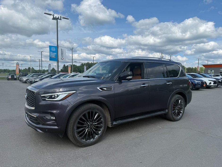 2023 Infiniti QX80 in St-Jérôme, Quebec - w940px