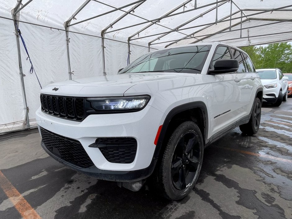 Jeep Grand Cherokee  2023 à St-Jérôme, Québec - w940px
