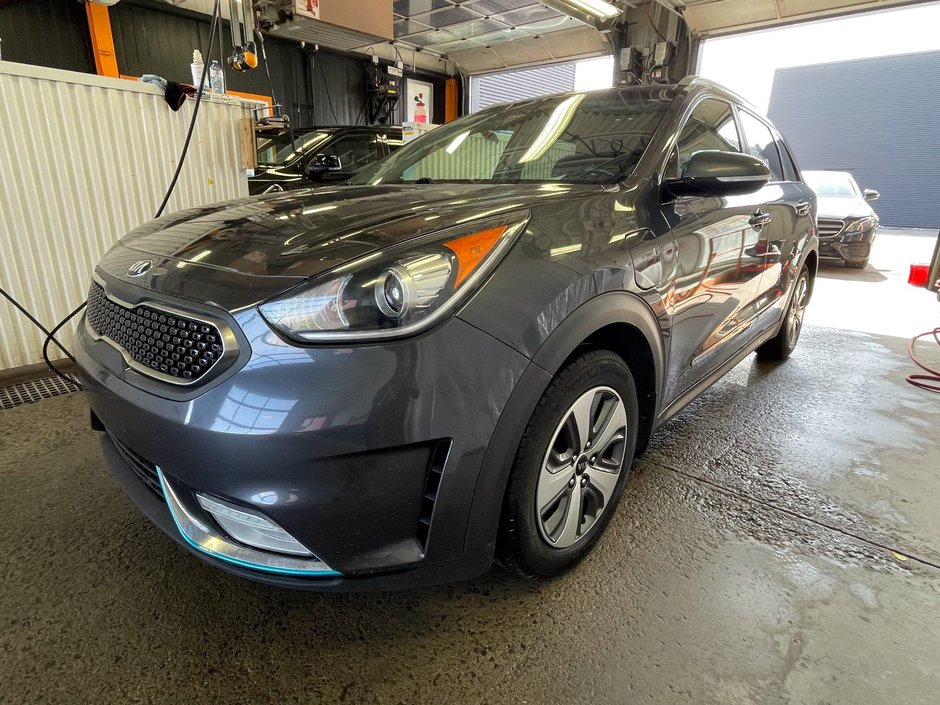 2019 Kia Niro Plug-In Hybrid in St-Jérôme, Quebec - w940px