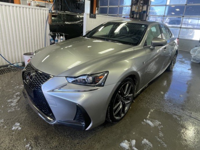 2017 Lexus IS 300 in St-Jérôme, Quebec - w940px