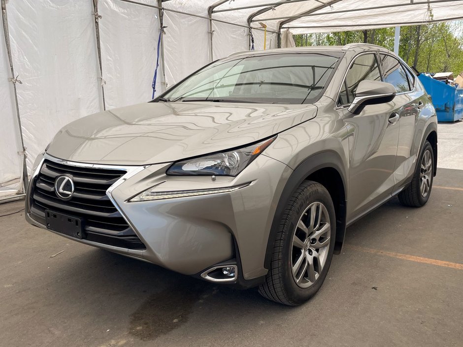 Lexus NX 200t  2017 à St-Jérôme, Québec - w940px