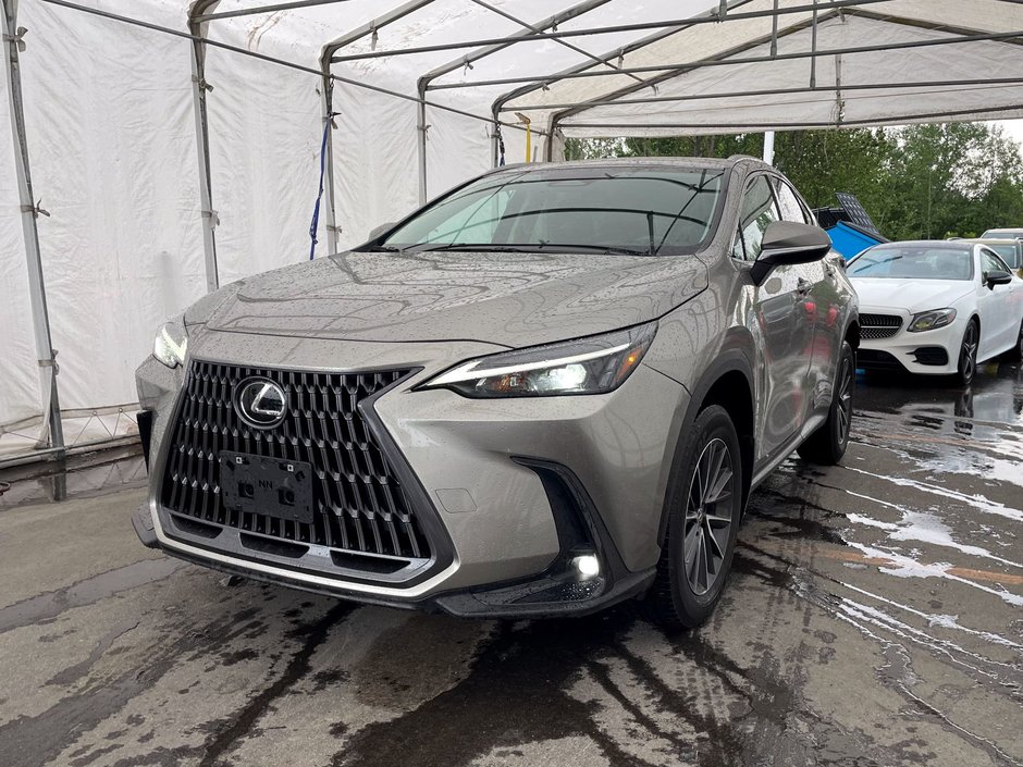 Lexus NX  2022 à St-Jérôme, Québec - w940px