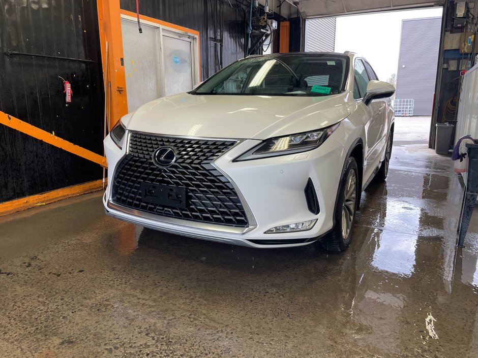 Lexus RX  2020 à St-Jérôme, Québec - w940px