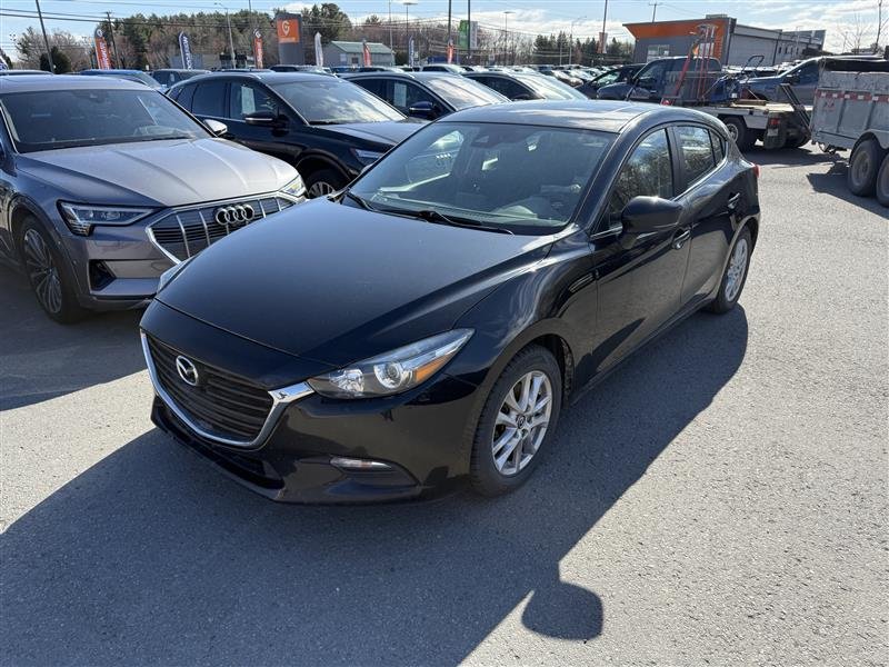 2017 Mazda 3 in St-Jérôme, Quebec - w940px