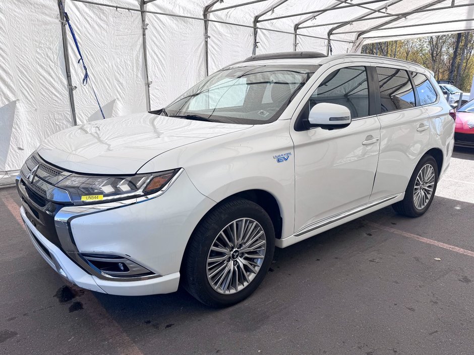 2020 Mitsubishi OUTLANDER PHEV in St-Jérôme, Quebec - w940px