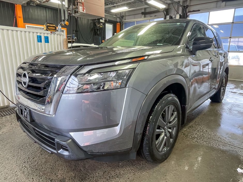 2023 Nissan Pathfinder in St-Jérôme, Quebec - w940px