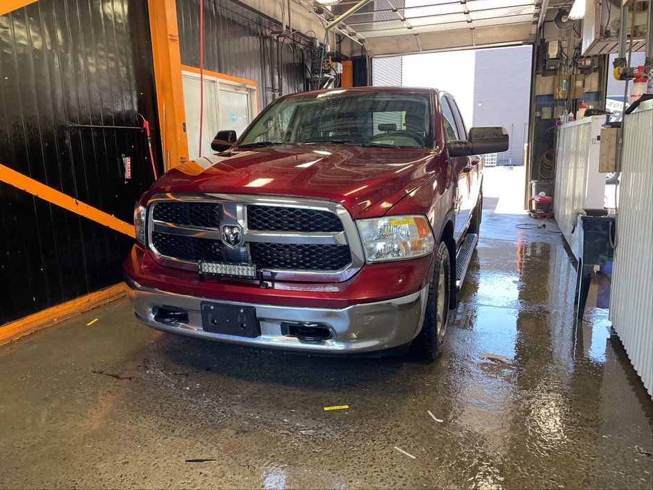 Ram 1500 Classic  2019 à St-Jérôme, Québec - w940px