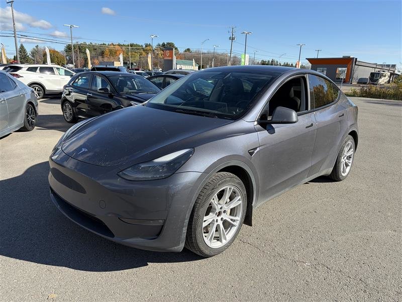 Tesla Model Y  2023 à St-Jérôme, Québec - w940px