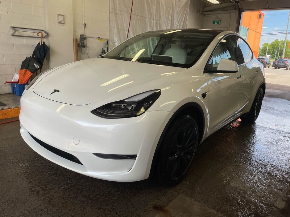 Tesla Model Y  2024 à St-Jérôme, Québec - w940px
