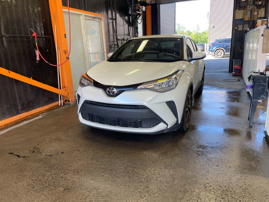 Toyota C-HR  2022 à St-Jérôme, Québec - w940px