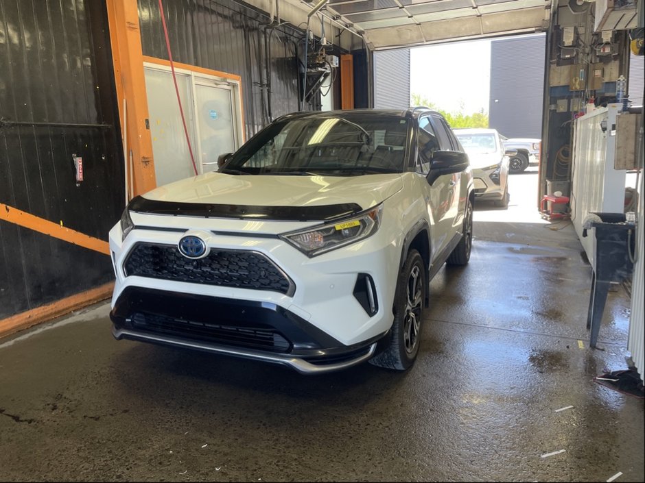 2021 Toyota RAV4 Prime in St-Jérôme, Quebec - w940px