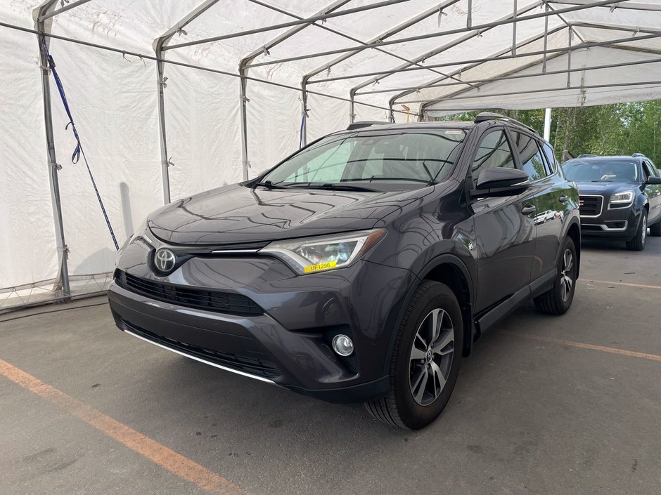 2018 Toyota RAV4 in St-Jérôme, Quebec - w940px