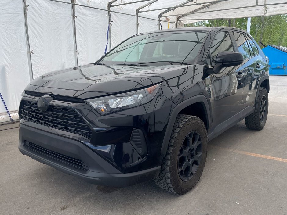 2023 Toyota RAV4 in St-Jérôme, Quebec - w940px