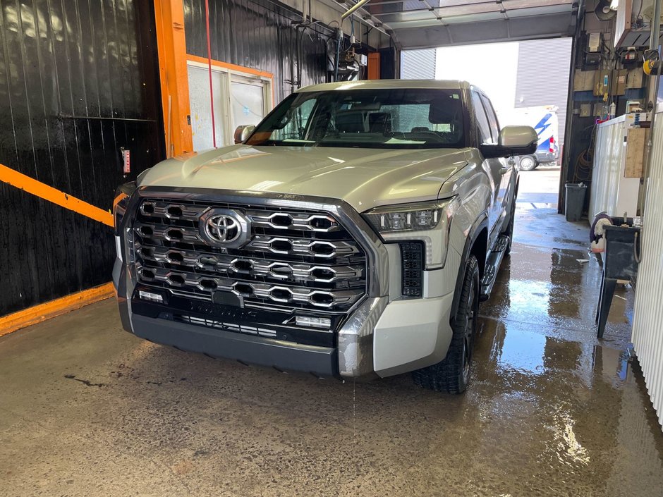 Toyota Tundra  2024 à St-Jérôme, Québec - w940px