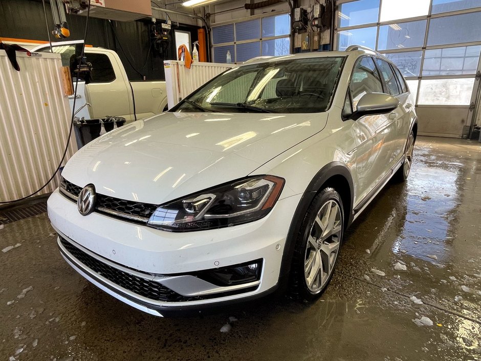 2018 Volkswagen GOLF ALLTRACK in St-Jérôme, Quebec - w940px