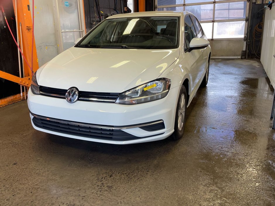 Volkswagen Golf  2018 à St-Jérôme, Québec - w940px