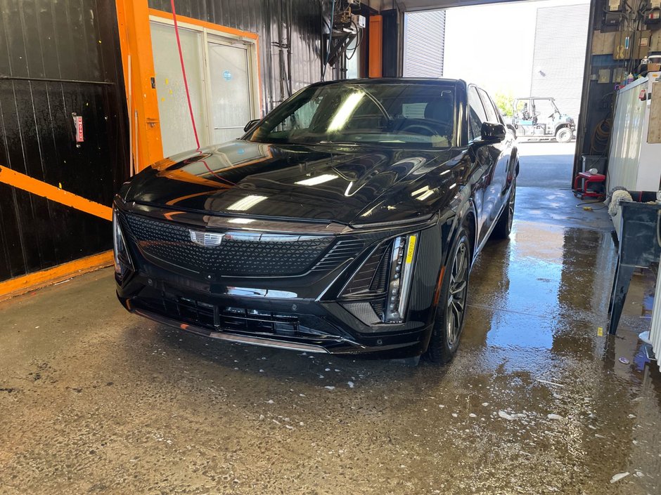 2024 Cadillac LYRIQ in St-Jérôme, Quebec - w940px