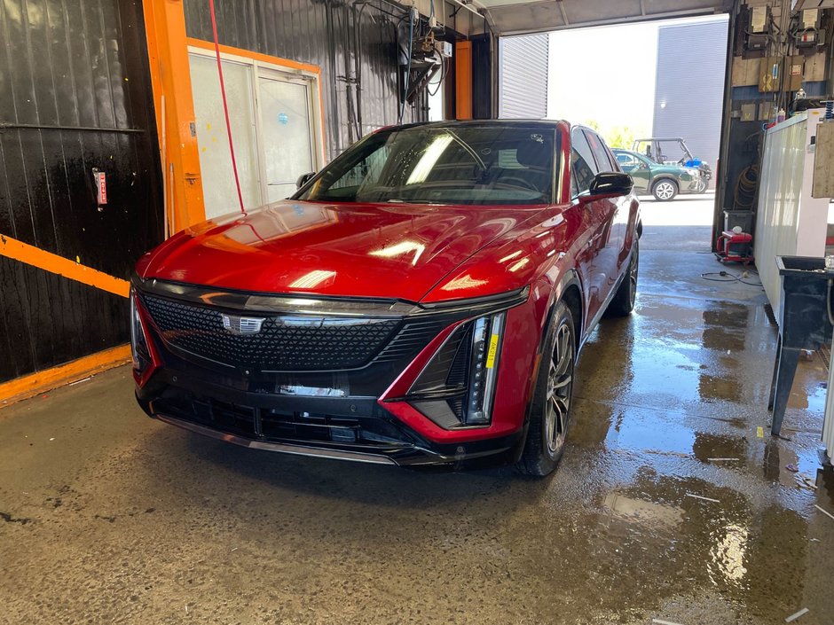 2024 Cadillac LYRIQ in St-Jérôme, Quebec - w940px