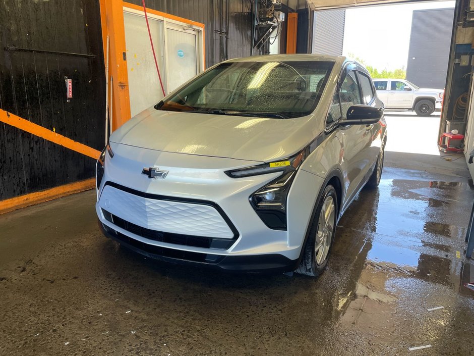 2022 Chevrolet Bolt EV in St-Jérôme, Quebec - w940px