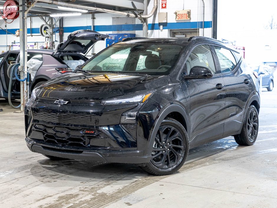 2027 Chevrolet Bolt in St-Jérôme, Quebec - w940px