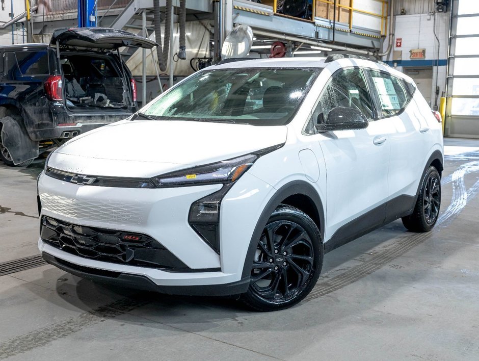 2027 Chevrolet Bolt in St-Jérôme, Quebec - w940px