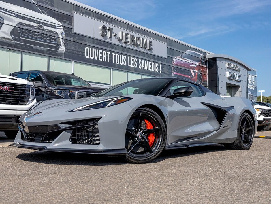 Chevrolet CORVETTE E-RAY  2024 à St-Jérôme, Québec - w940px
