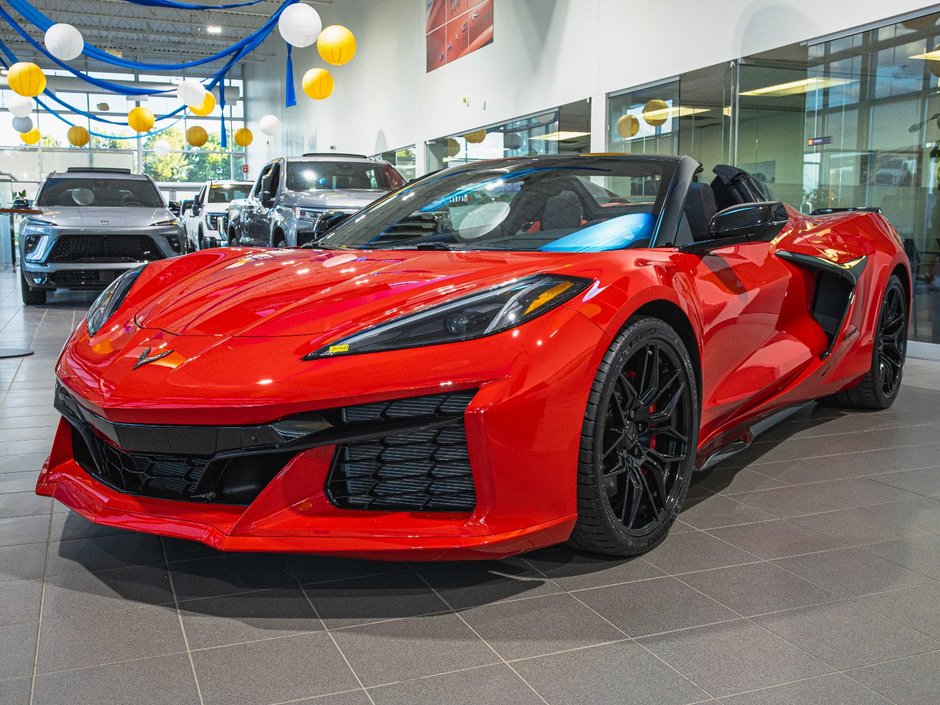 2025 Chevrolet CORVETTE Z06 in St-Jérôme, Quebec - w940px