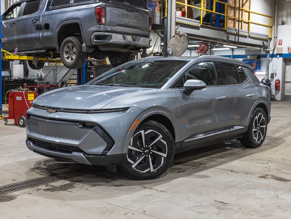 Chevrolet Equinox EV  2025 à St-Jérôme, Québec - w940px