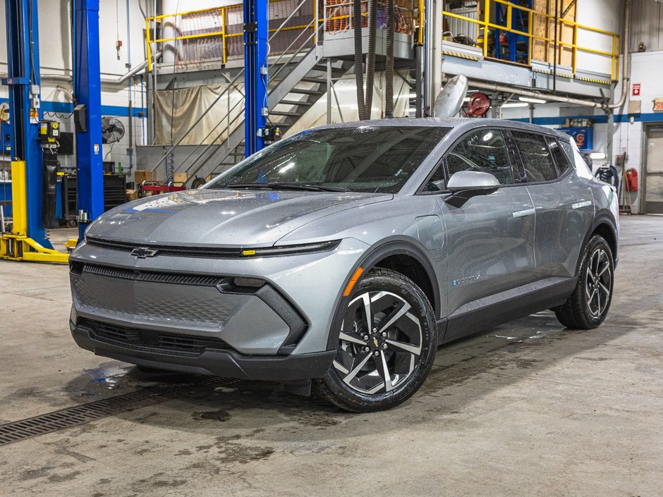 2025 Chevrolet Equinox EV in St-Jérôme, Quebec - w940px