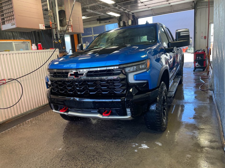 2023 Chevrolet Silverado 1500 in St-Jérôme, Quebec - w940px