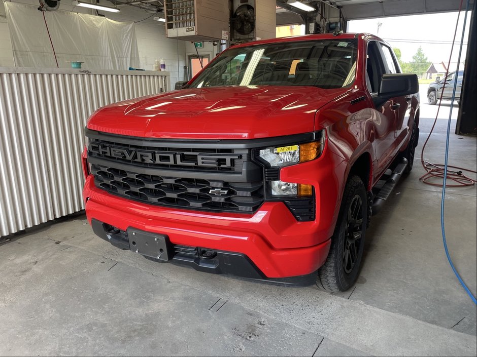 2024 Chevrolet Silverado 1500 in St-Jérôme, Quebec - w940px