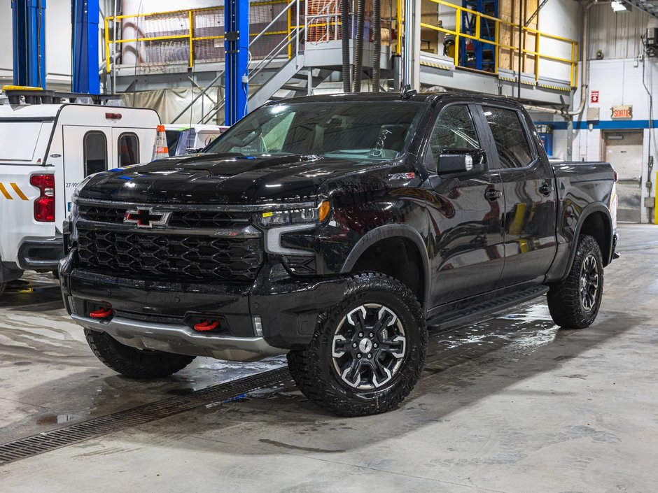 Chevrolet Silverado 1500  2025 à St-Jérôme, Québec - w940px