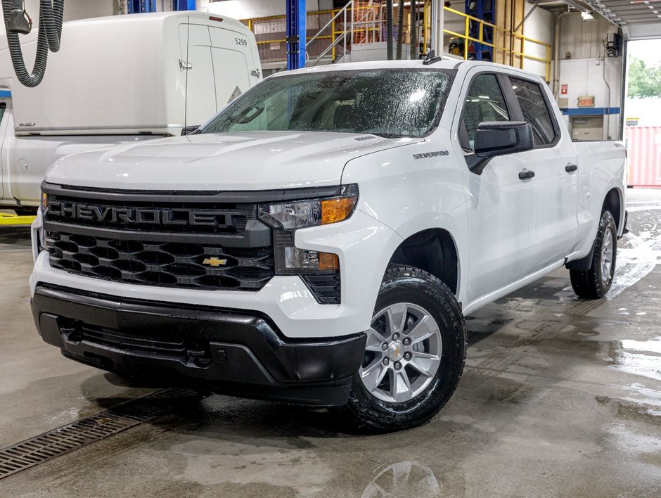 2025 Chevrolet Silverado 1500 in St-Jérôme, Quebec - w940px