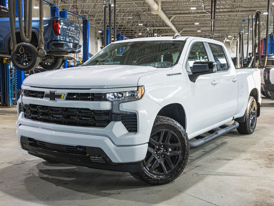 2025 Chevrolet Silverado 1500 in St-Jérôme, Quebec - w940px