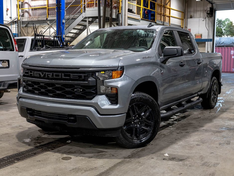 Chevrolet Silverado 1500  2026 à St-Jérôme, Québec - w940px