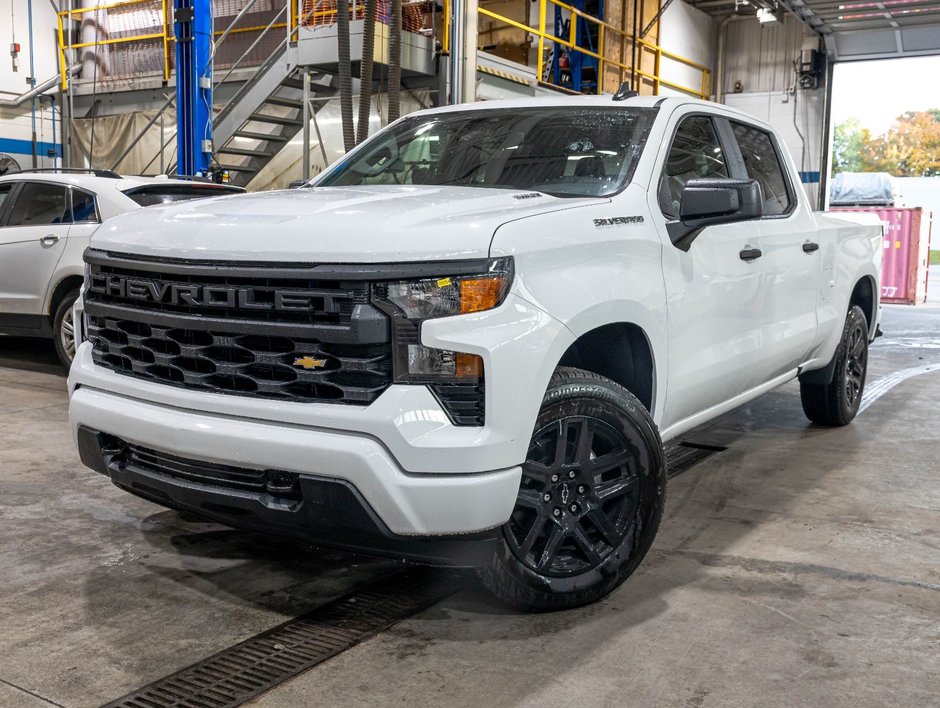 Chevrolet Silverado 1500  2026 à St-Jérôme, Québec - w940px