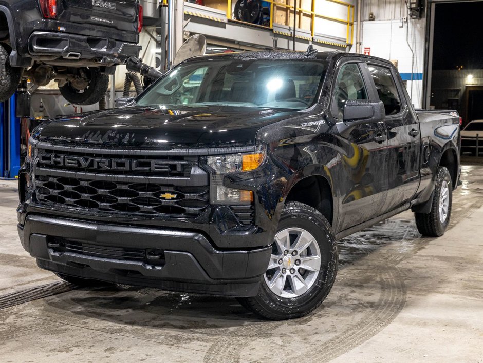 2026 Chevrolet Silverado 1500 in St-Jérôme, Quebec - w940px