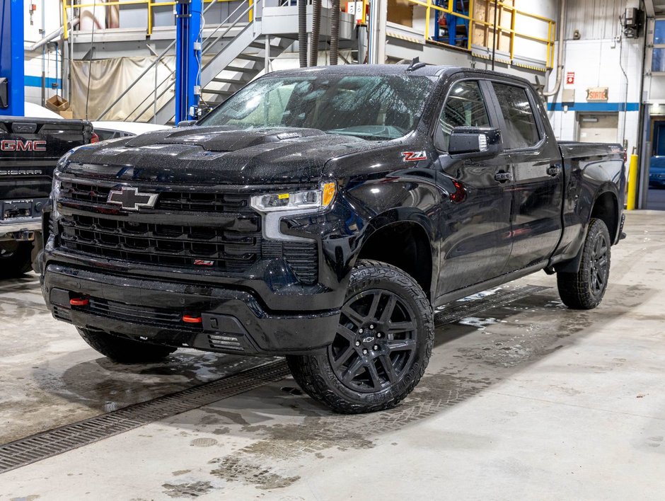 2026 Chevrolet Silverado 1500 in St-Jérôme, Quebec - w940px