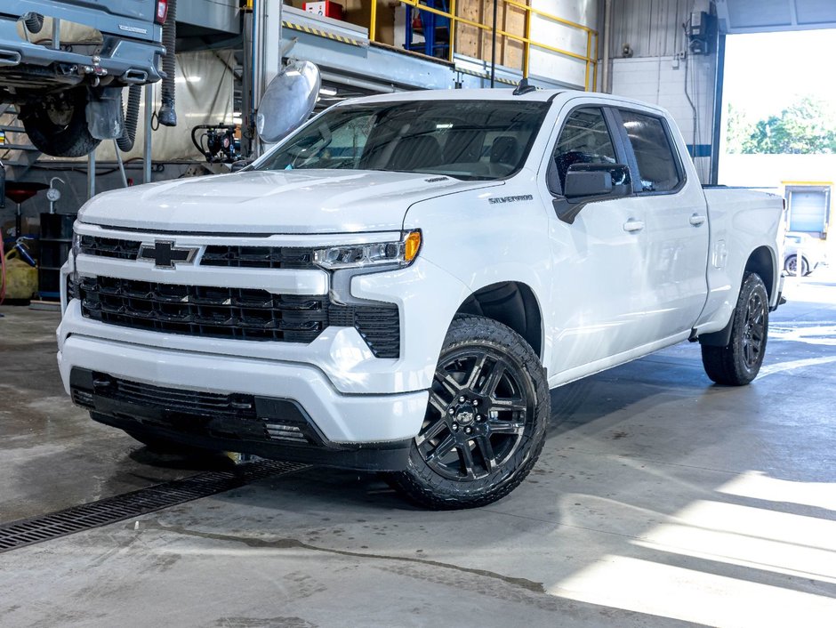 2026 Chevrolet Silverado 1500 in St-Jérôme, Quebec - w940px