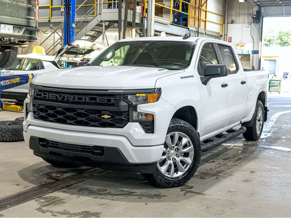 Chevrolet Silverado 1500  2026 à St-Jérôme, Québec - w940px