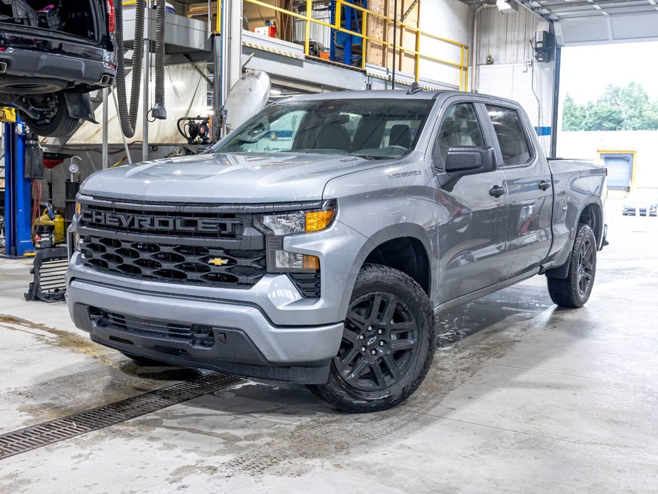 2026 Chevrolet Silverado 1500 in St-Jérôme, Quebec - w940px